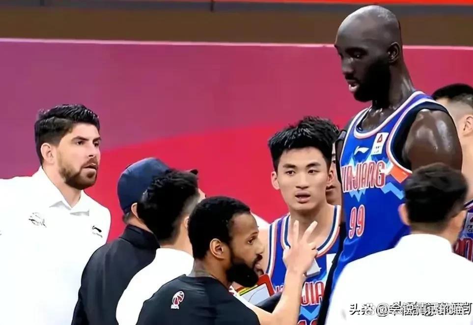 包含集结日国际米兰主帅复盘：CBA季后赛节点到来，压力陡增，更衣室氛围转暖的词条-金年会官方网站